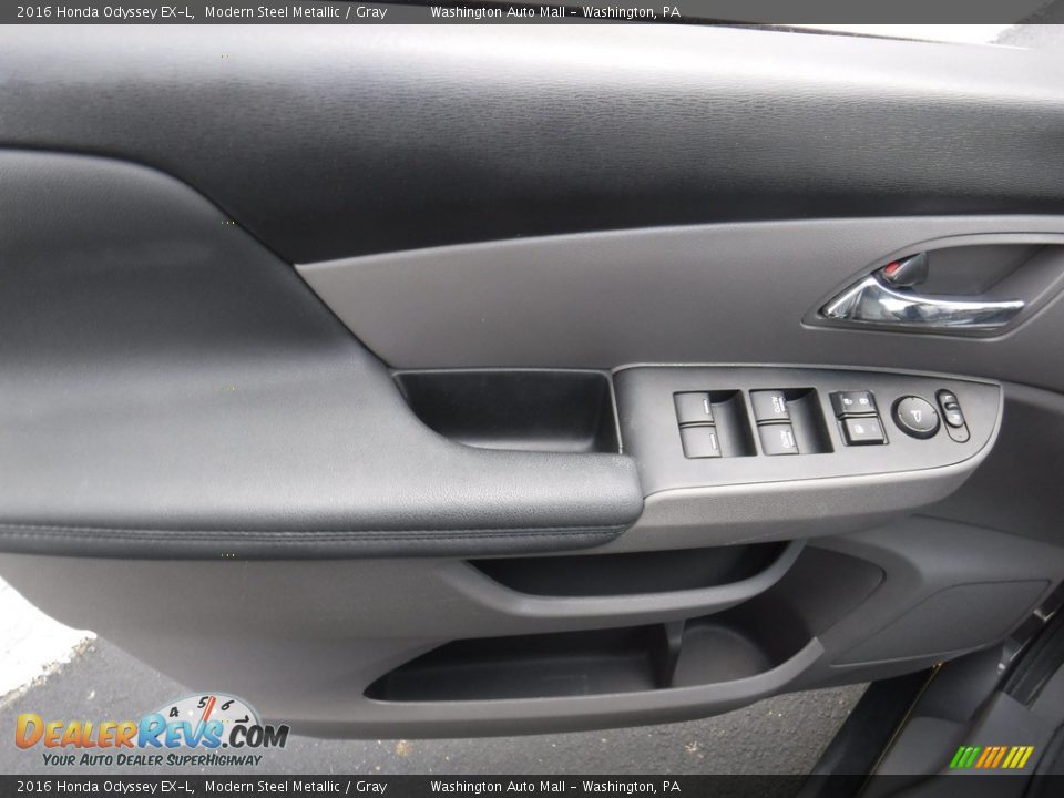 2016 Honda Odyssey EX-L Modern Steel Metallic / Gray Photo #12