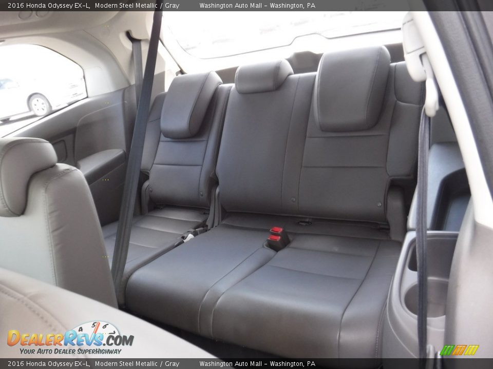 2016 Honda Odyssey EX-L Modern Steel Metallic / Gray Photo #24