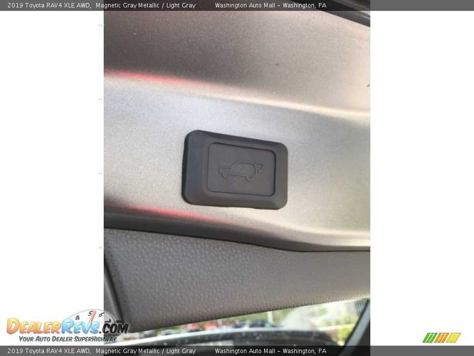 2019 Toyota RAV4 XLE AWD Magnetic Gray Metallic / Light Gray Photo #21