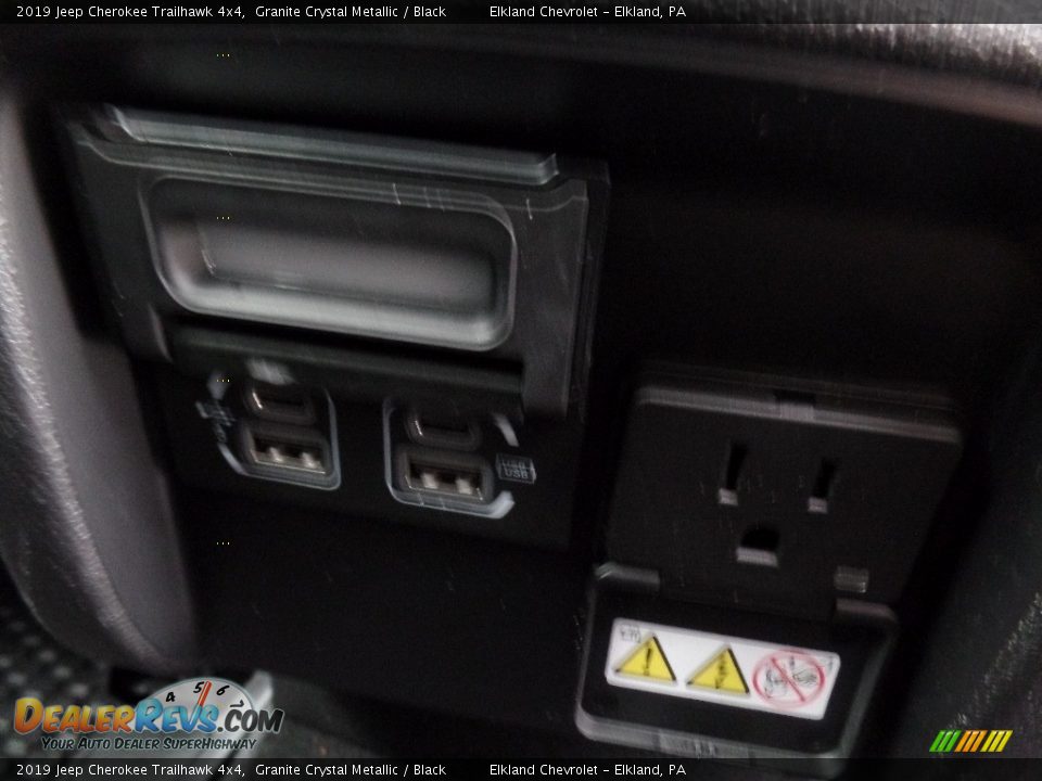 2019 Jeep Cherokee Trailhawk 4x4 Granite Crystal Metallic / Black Photo #15