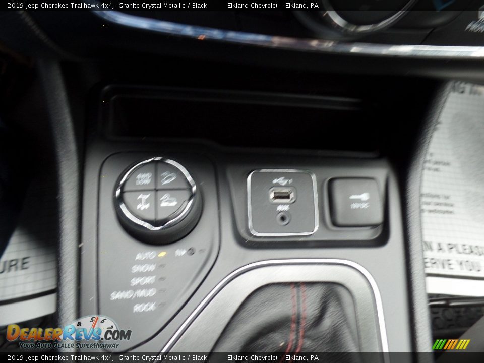 2019 Jeep Cherokee Trailhawk 4x4 Granite Crystal Metallic / Black Photo #27