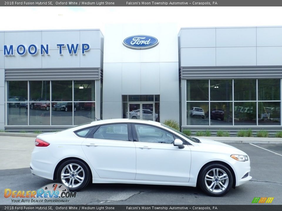 2018 Ford Fusion Hybrid SE Oxford White / Medium Light Stone Photo #1