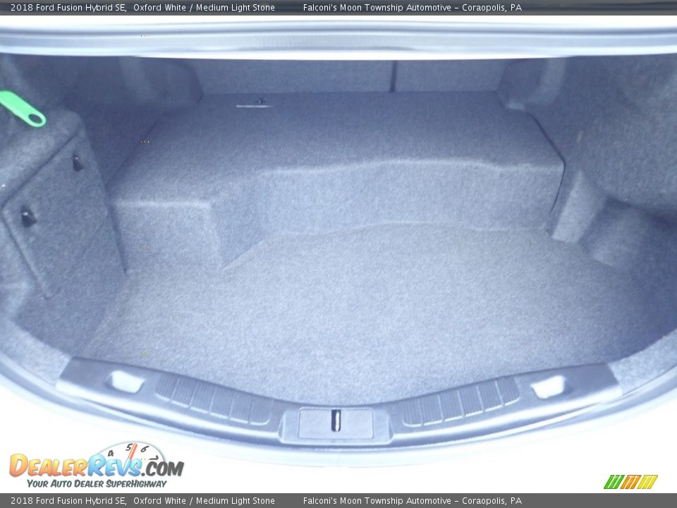 2018 Ford Fusion Hybrid SE Oxford White / Medium Light Stone Photo #4