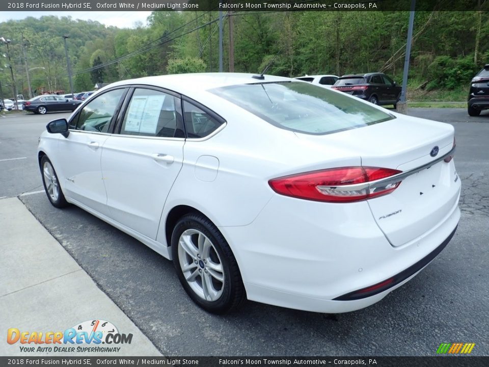 2018 Ford Fusion Hybrid SE Oxford White / Medium Light Stone Photo #5