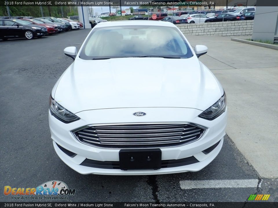 2018 Ford Fusion Hybrid SE Oxford White / Medium Light Stone Photo #8