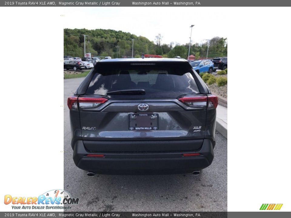 2019 Toyota RAV4 XLE AWD Magnetic Gray Metallic / Light Gray Photo #6