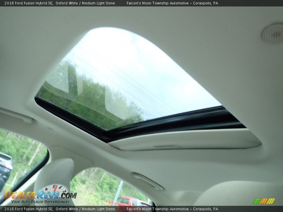 2018 Ford Fusion Hybrid SE Oxford White / Medium Light Stone Photo #21
