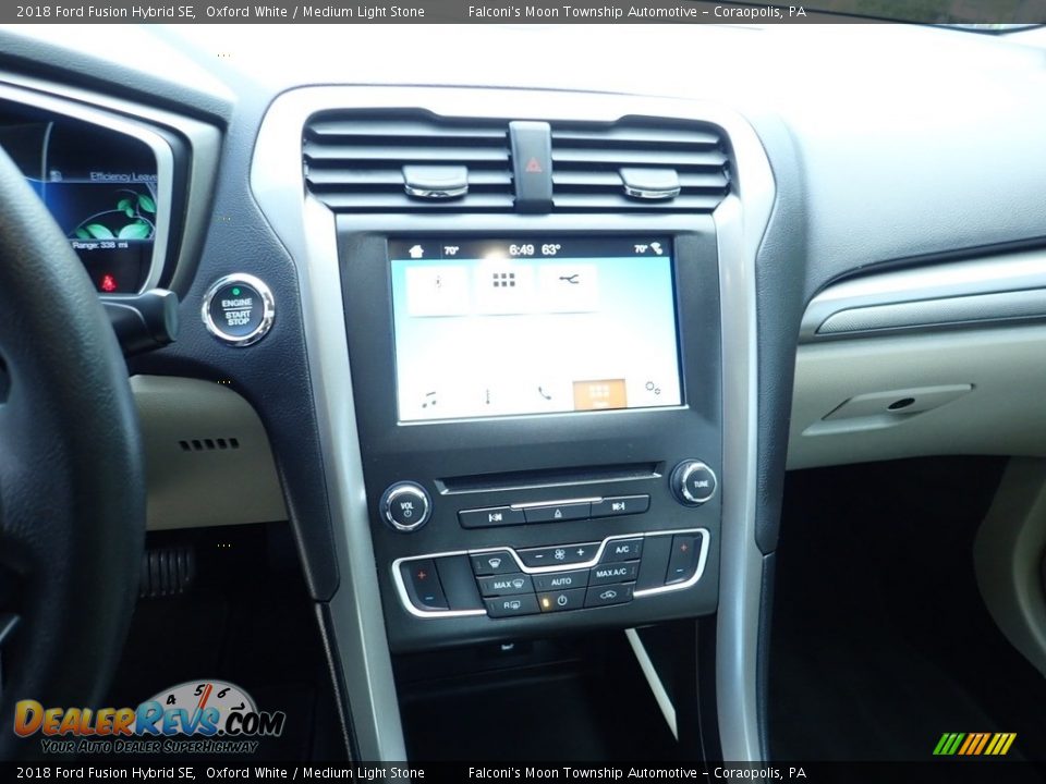 2018 Ford Fusion Hybrid SE Oxford White / Medium Light Stone Photo #22