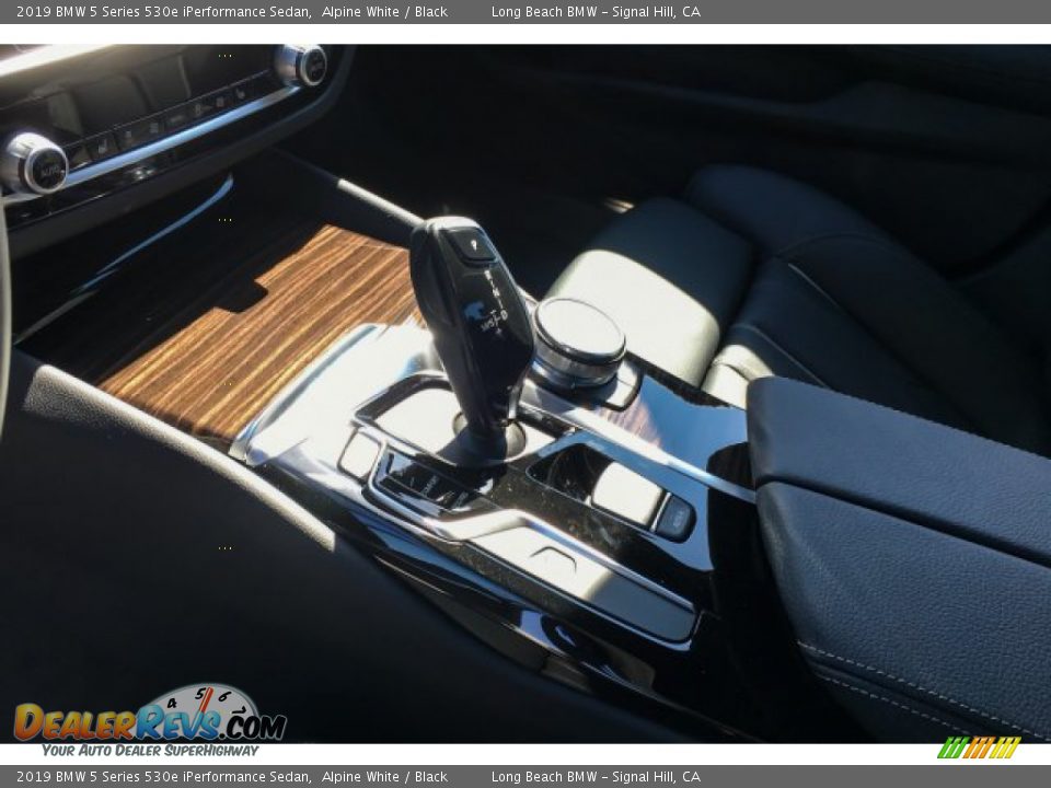 2019 BMW 5 Series 530e iPerformance Sedan Alpine White / Black Photo #7