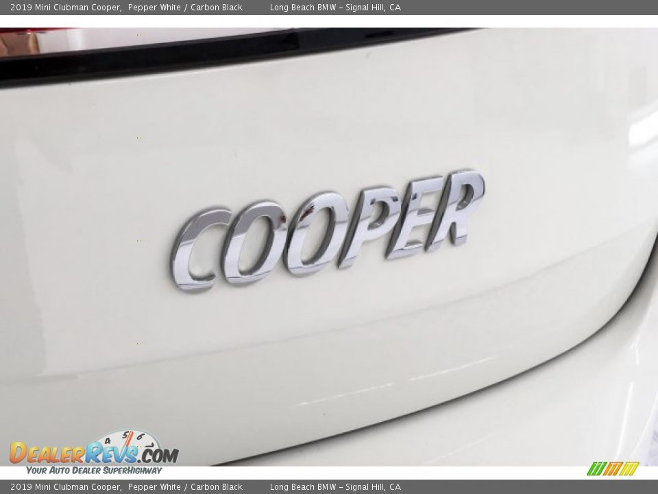 2019 Mini Clubman Cooper Pepper White / Carbon Black Photo #7
