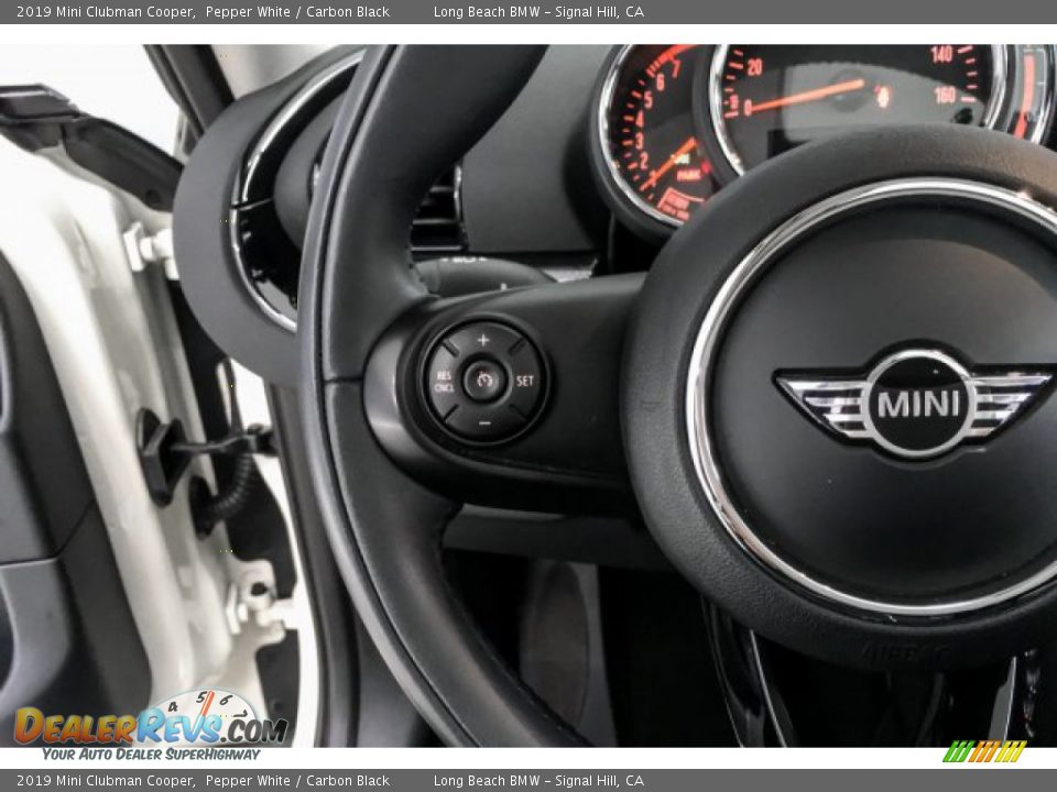 2019 Mini Clubman Cooper Pepper White / Carbon Black Photo #15