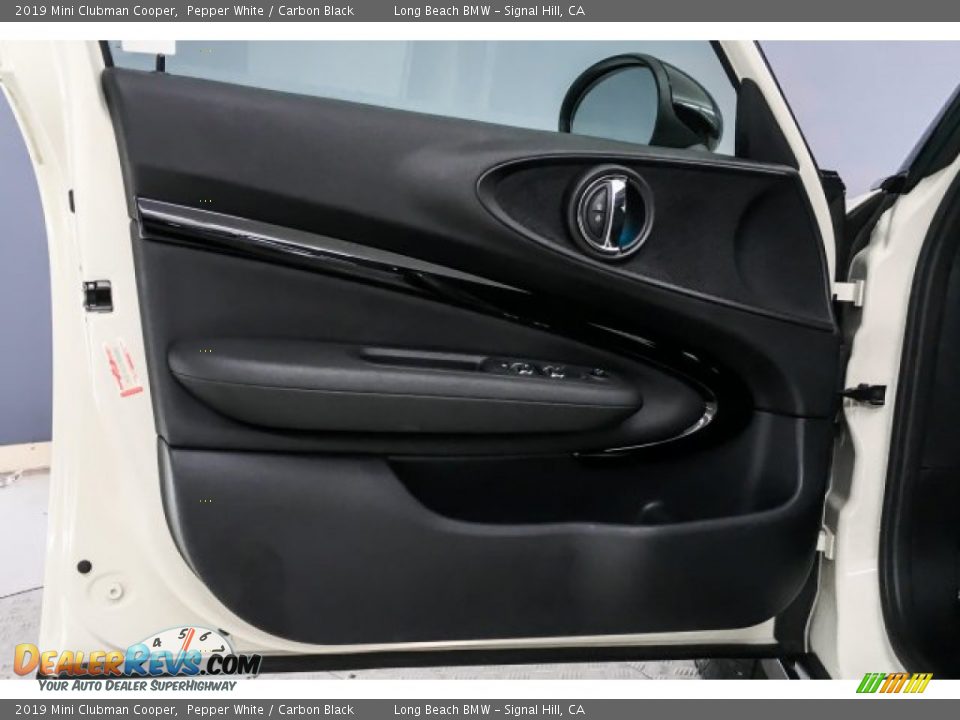 2019 Mini Clubman Cooper Pepper White / Carbon Black Photo #23