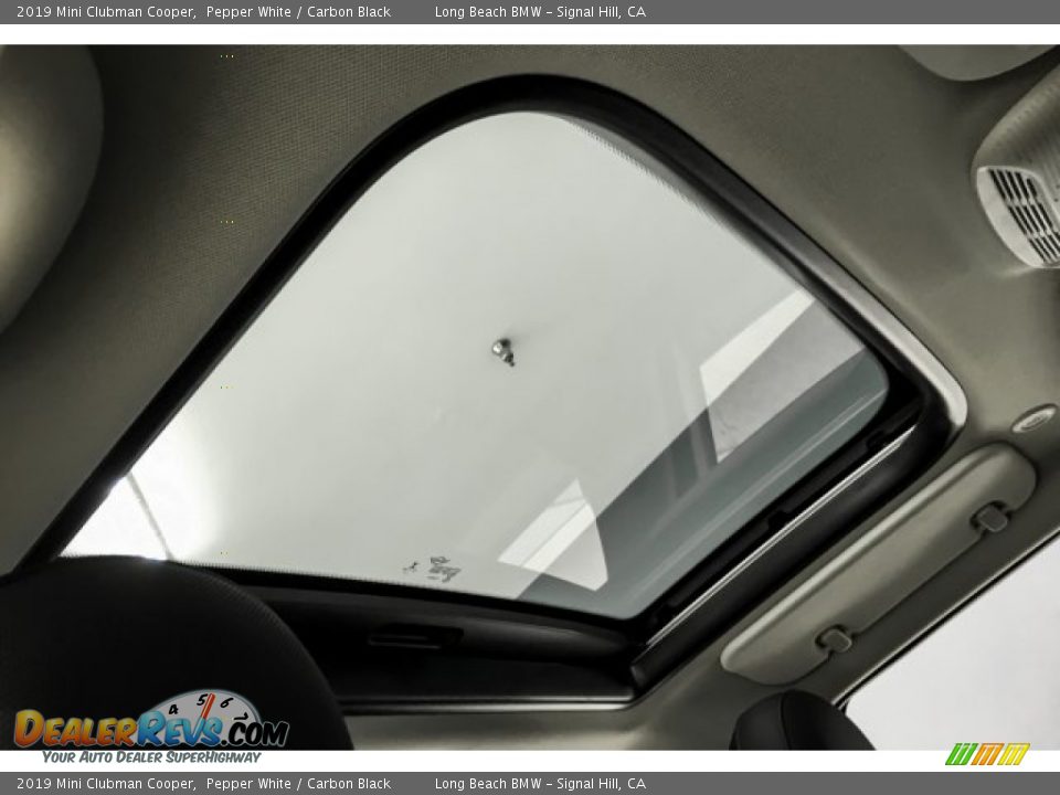 2019 Mini Clubman Cooper Pepper White / Carbon Black Photo #28