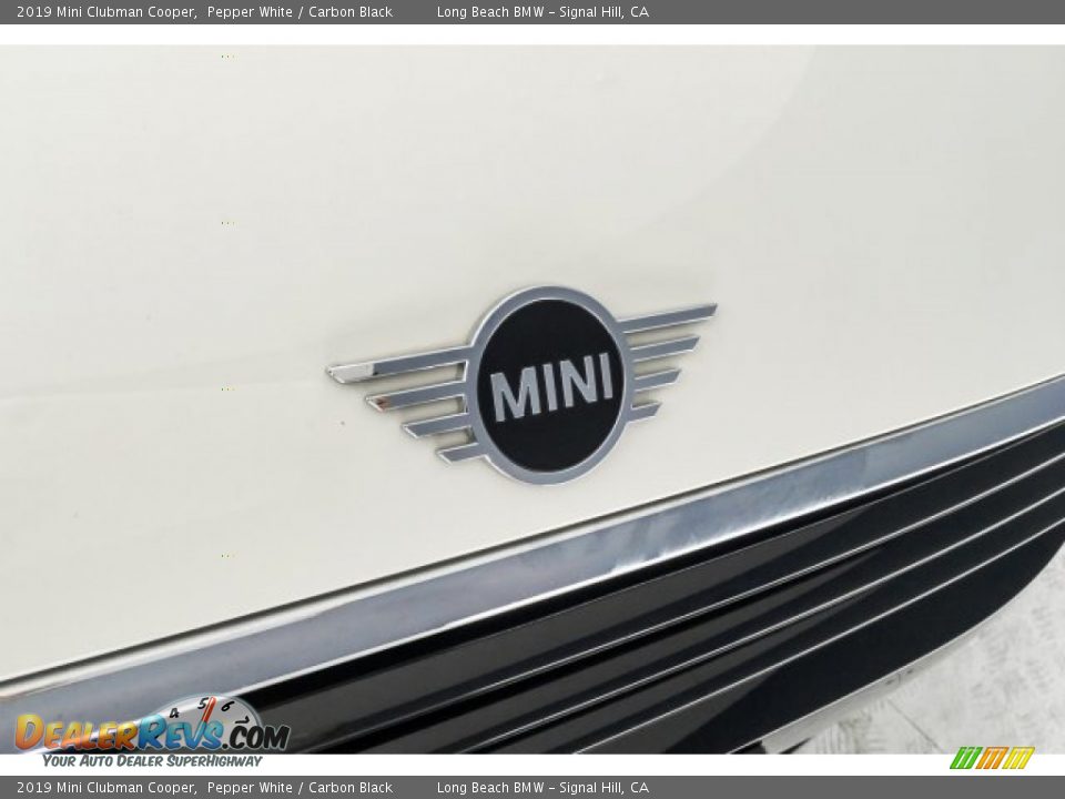 2019 Mini Clubman Cooper Pepper White / Carbon Black Photo #32