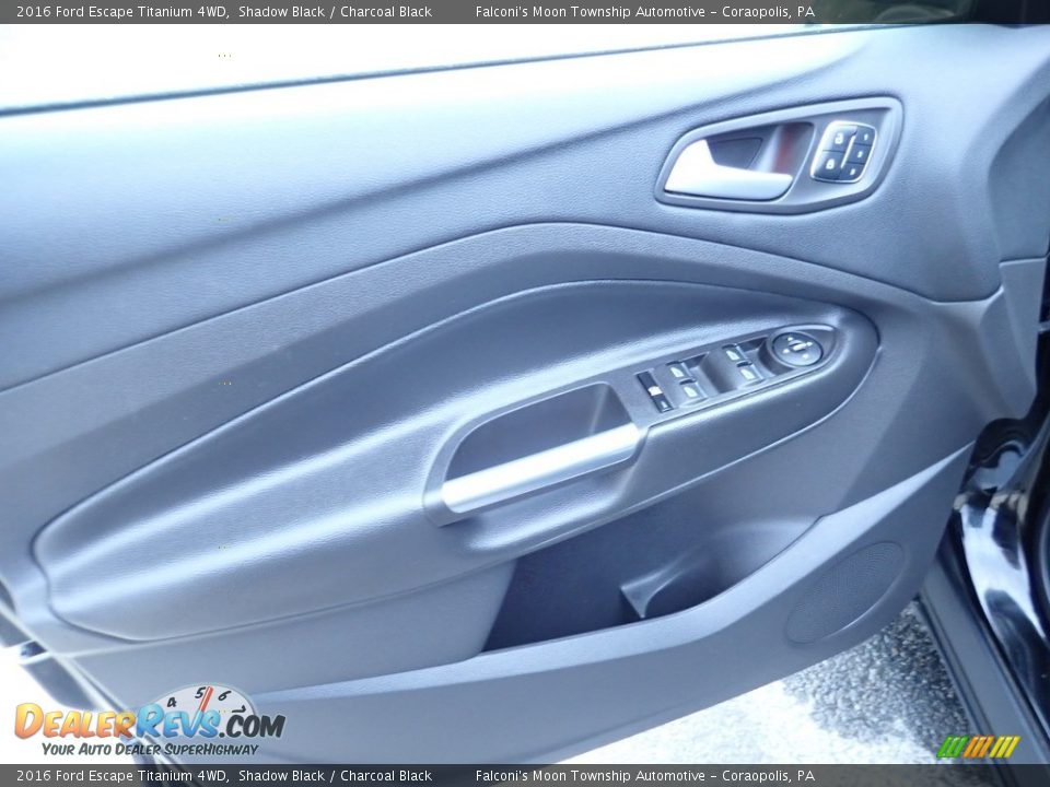2016 Ford Escape Titanium 4WD Shadow Black / Charcoal Black Photo #20