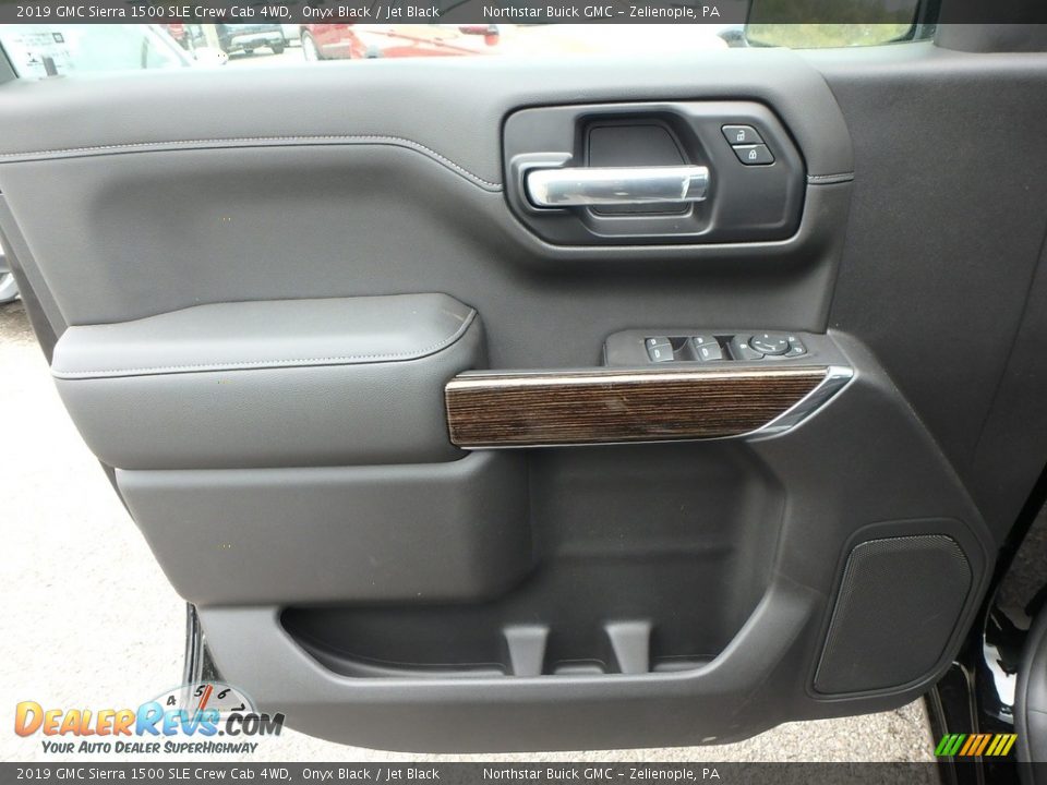 Door Panel of 2019 GMC Sierra 1500 SLE Crew Cab 4WD Photo #13