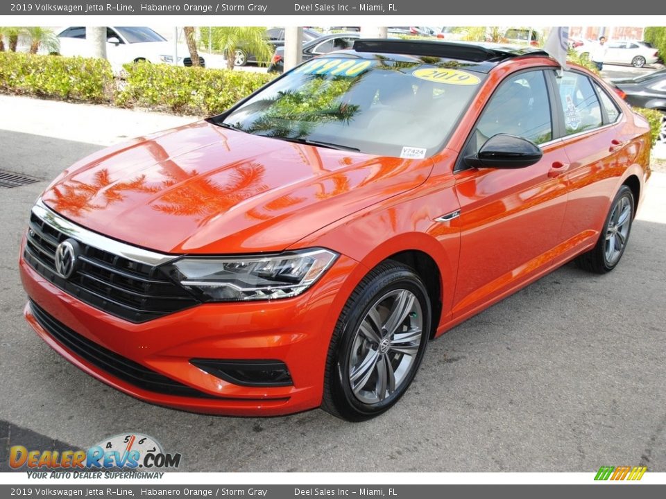 2019 Volkswagen Jetta R-Line Habanero Orange / Storm Gray Photo #4