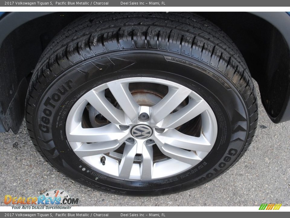 2017 Volkswagen Tiguan S Pacific Blue Metallic / Charcoal Photo #10