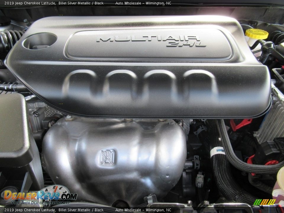 2019 Jeep Cherokee Latitude Billet Silver Metallic / Black Photo #6