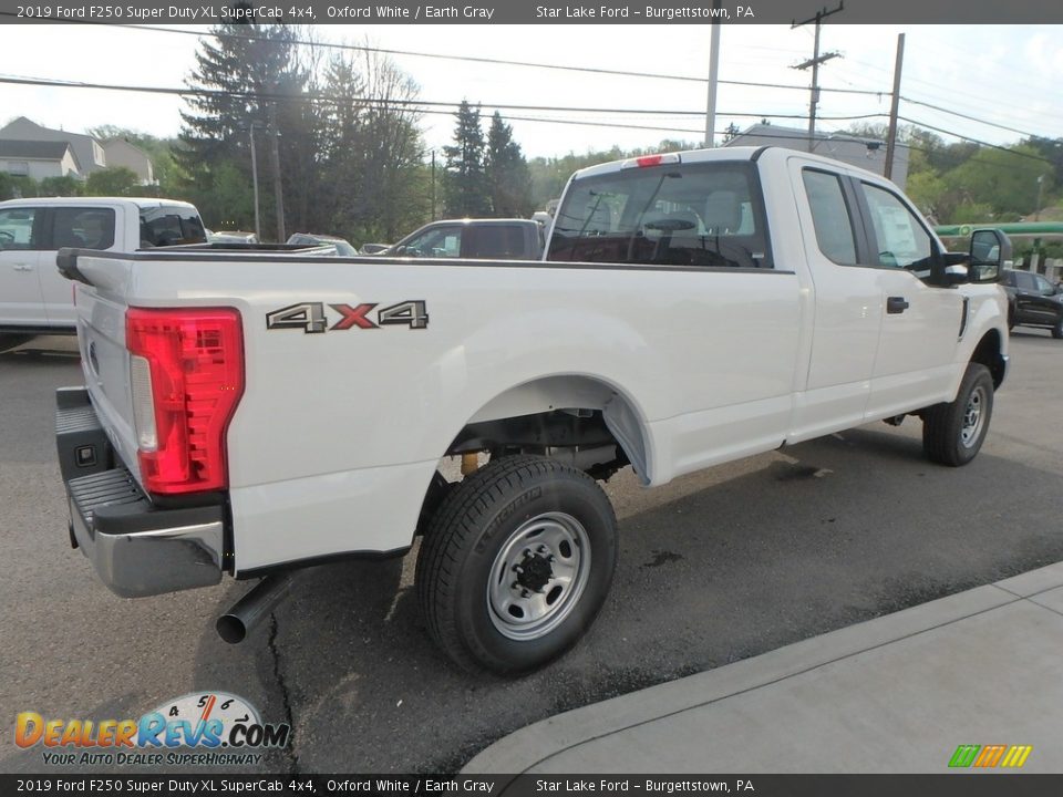2019 Ford F250 Super Duty XL SuperCab 4x4 Oxford White / Earth Gray Photo #5
