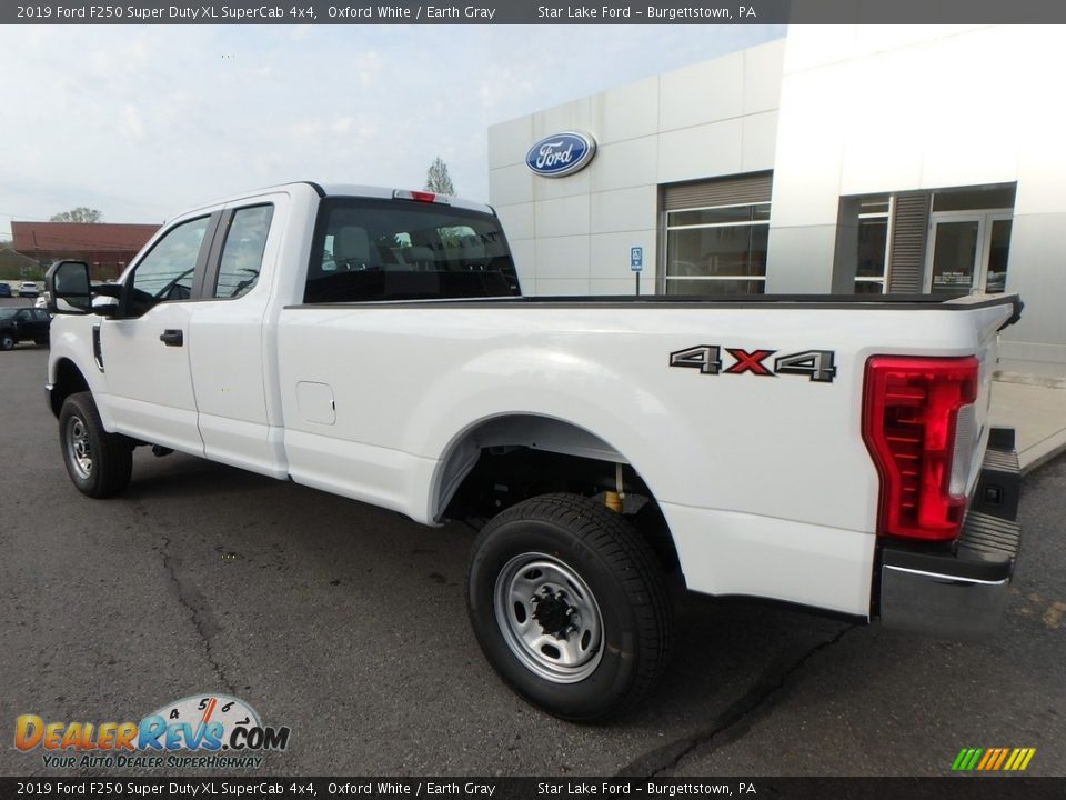 2019 Ford F250 Super Duty XL SuperCab 4x4 Oxford White / Earth Gray Photo #8