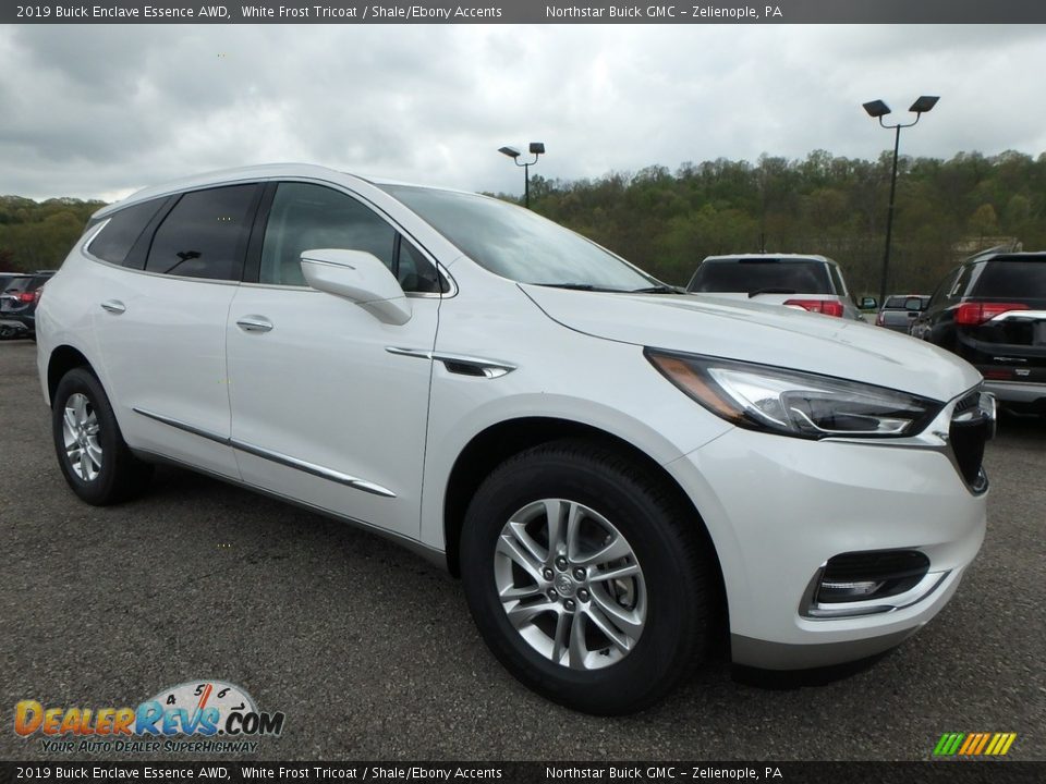 2019 Buick Enclave Essence AWD White Frost Tricoat / Shale/Ebony Accents Photo #3