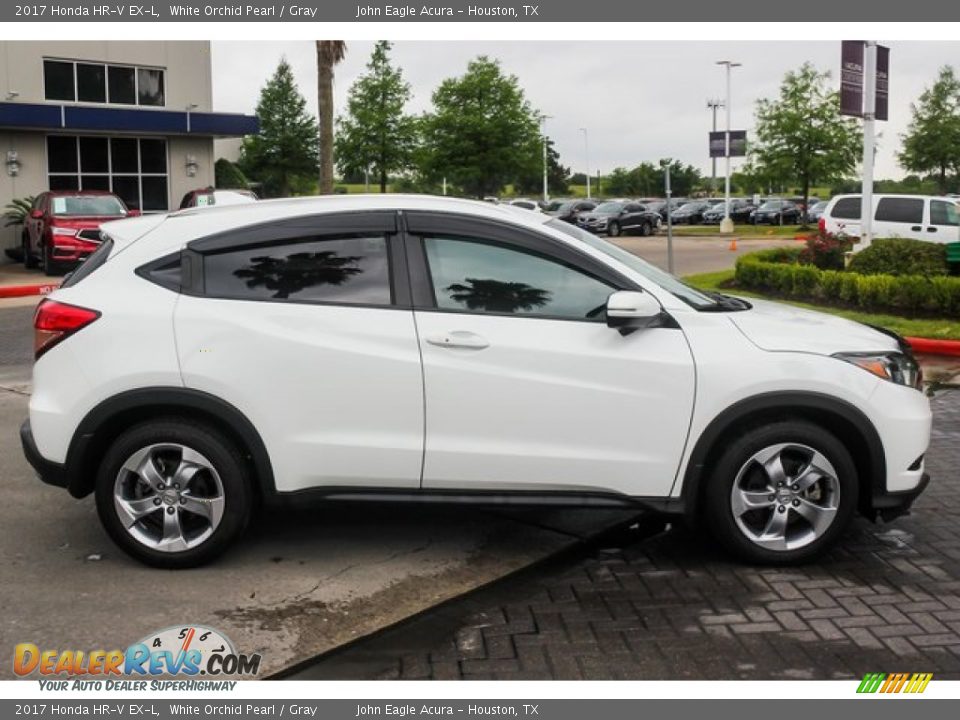2017 Honda HR-V EX-L White Orchid Pearl / Gray Photo #8