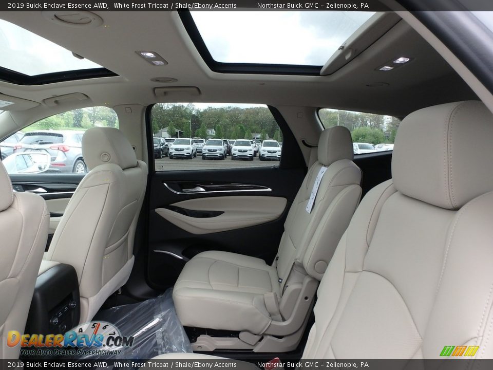 2019 Buick Enclave Essence AWD White Frost Tricoat / Shale/Ebony Accents Photo #12
