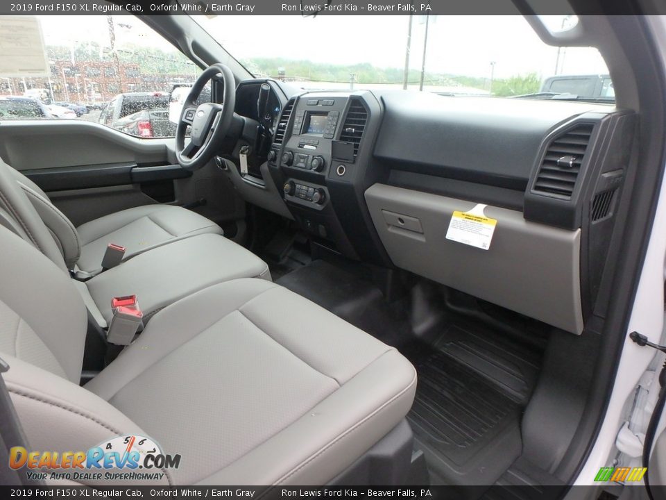 2019 Ford F150 XL Regular Cab Oxford White / Earth Gray Photo #2