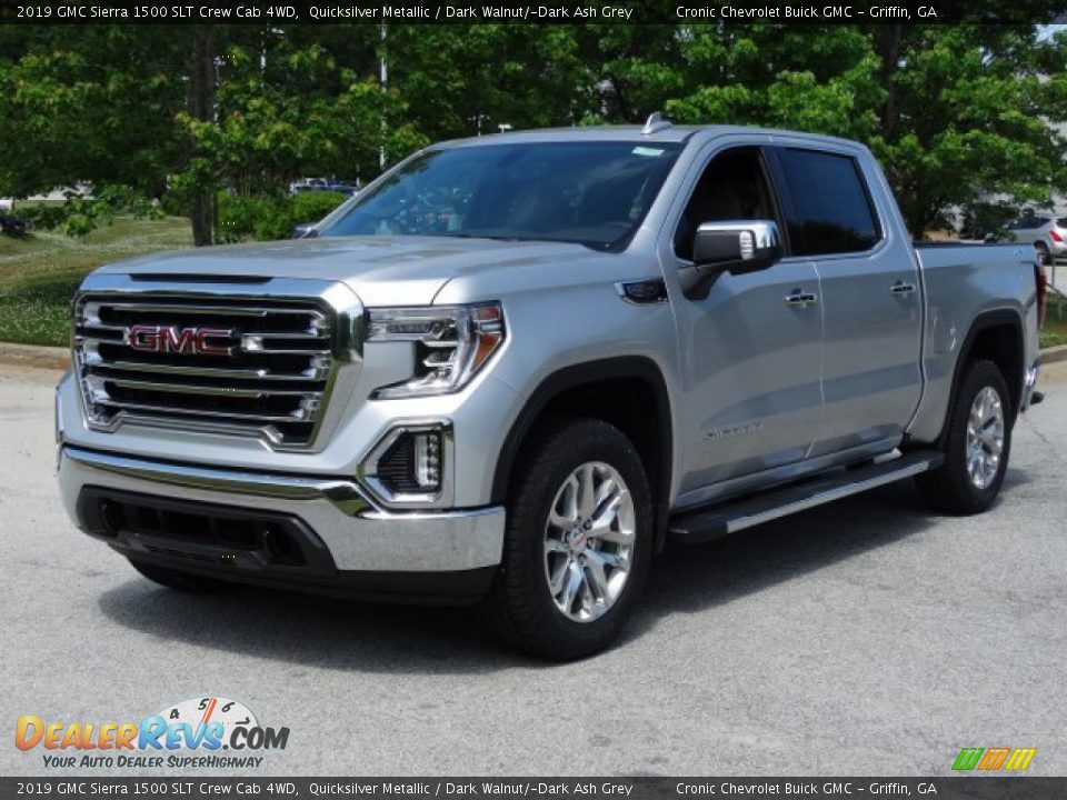 Front 3/4 View of 2019 GMC Sierra 1500 SLT Crew Cab 4WD Photo #5