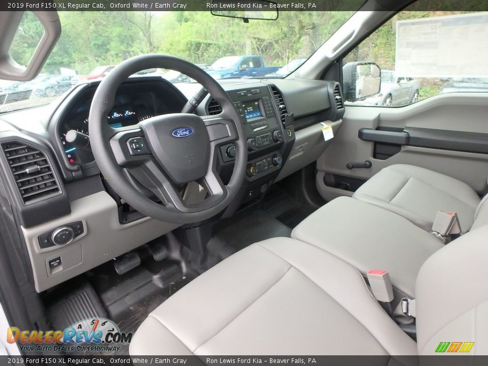 2019 Ford F150 XL Regular Cab Oxford White / Earth Gray Photo #14