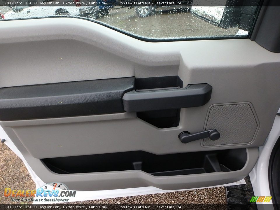 2019 Ford F150 XL Regular Cab Oxford White / Earth Gray Photo #15