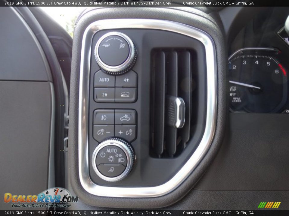 2019 GMC Sierra 1500 SLT Crew Cab 4WD Quicksilver Metallic / Dark Walnut/­Dark Ash Grey Photo #18