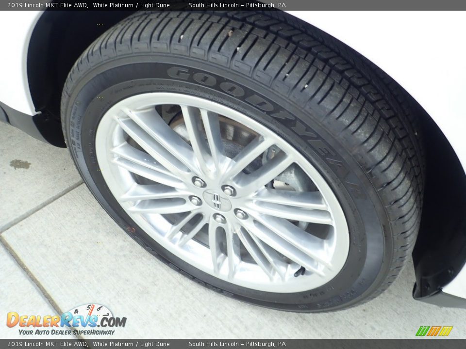 2019 Lincoln MKT Elite AWD White Platinum / Light Dune Photo #9