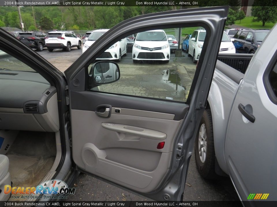 2004 Buick Rendezvous CX AWD Light Spiral Gray Metallic / Light Gray Photo #14