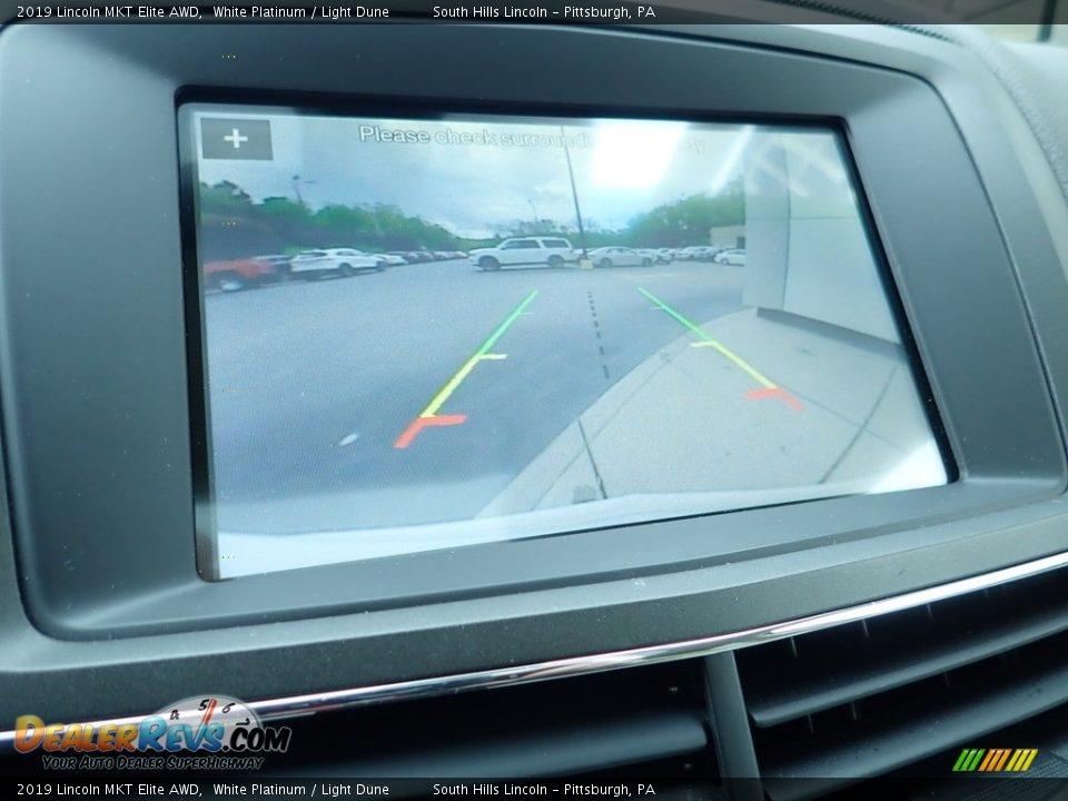2019 Lincoln MKT Elite AWD White Platinum / Light Dune Photo #25