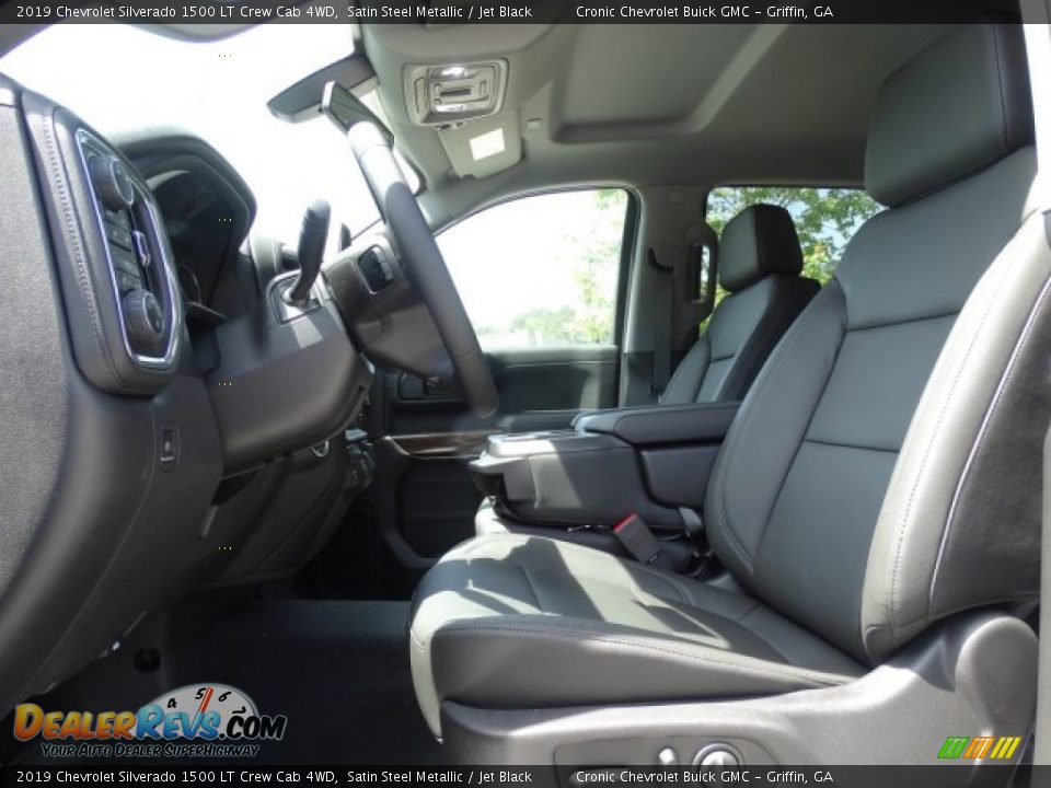 Front Seat of 2019 Chevrolet Silverado 1500 LT Crew Cab 4WD Photo #16