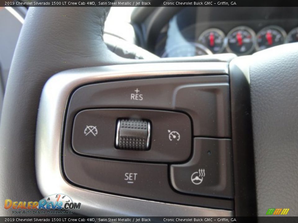 Controls of 2019 Chevrolet Silverado 1500 LT Crew Cab 4WD Photo #18