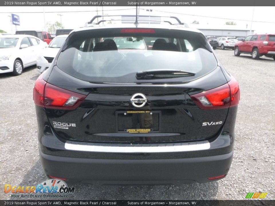 2019 Nissan Rogue Sport SV AWD Magnetic Black Pearl / Charcoal Photo #5