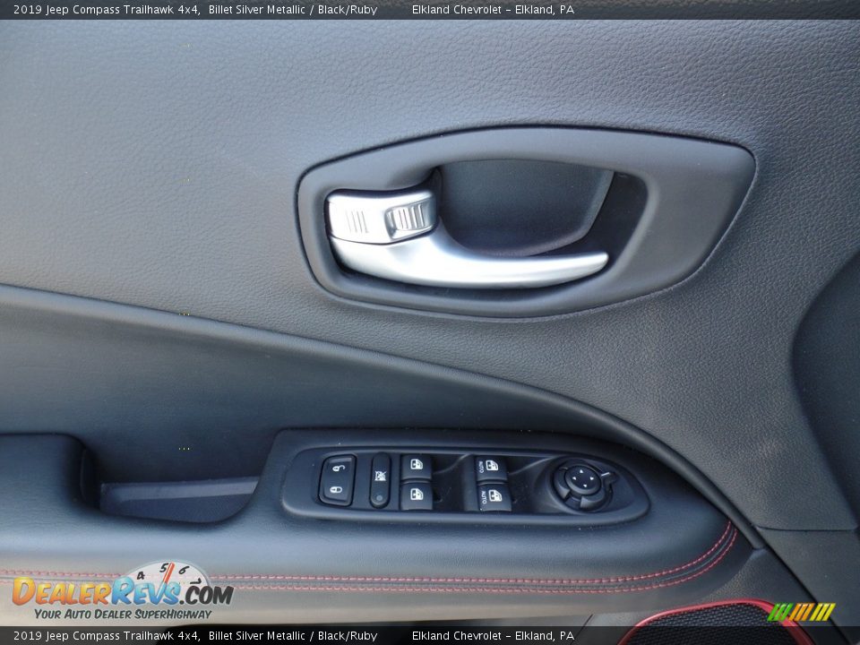 2019 Jeep Compass Trailhawk 4x4 Billet Silver Metallic / Black/Ruby Photo #14