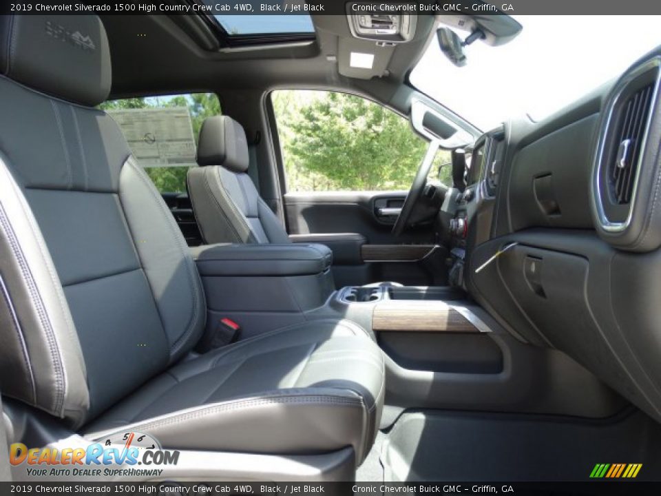 Front Seat of 2019 Chevrolet Silverado 1500 High Country Crew Cab 4WD Photo #31