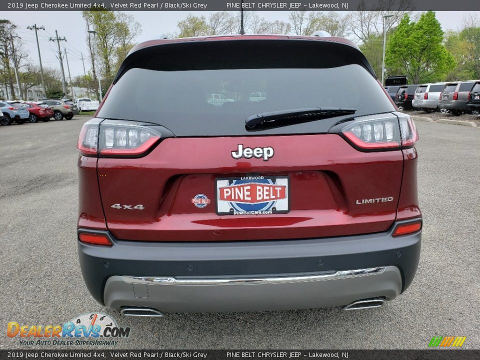 2019 Jeep Cherokee Limited 4x4 Velvet Red Pearl / Black/Ski Grey Photo #5