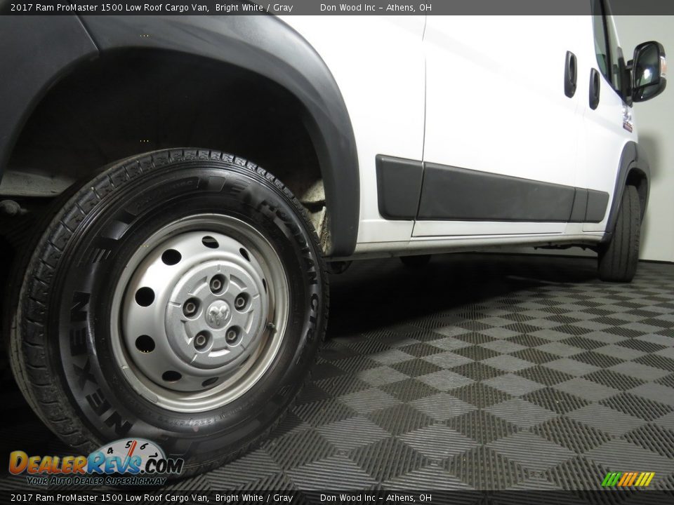 2017 Ram ProMaster 1500 Low Roof Cargo Van Bright White / Gray Photo #14