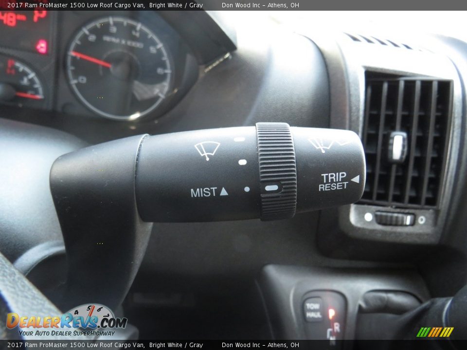 2017 Ram ProMaster 1500 Low Roof Cargo Van Bright White / Gray Photo #28
