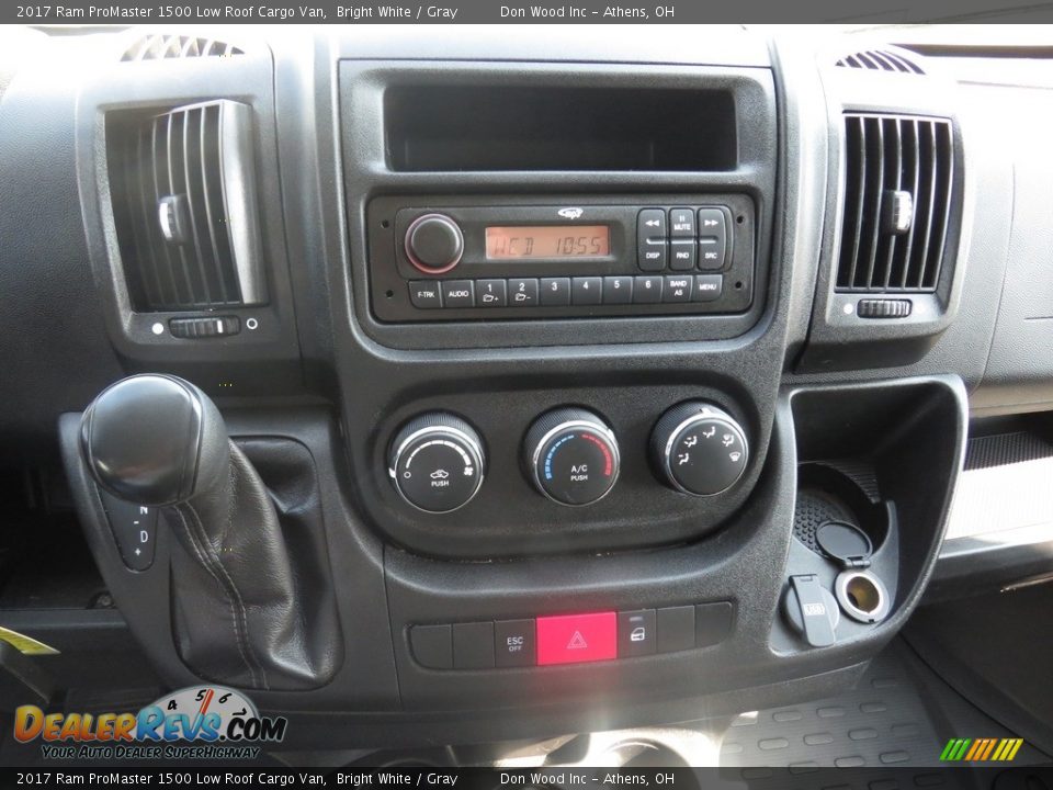 2017 Ram ProMaster 1500 Low Roof Cargo Van Bright White / Gray Photo #29