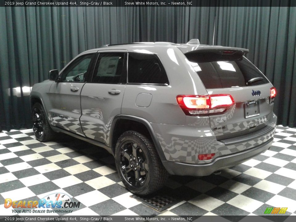 2019 Jeep Grand Cherokee Upland 4x4 Sting-Gray / Black Photo #8