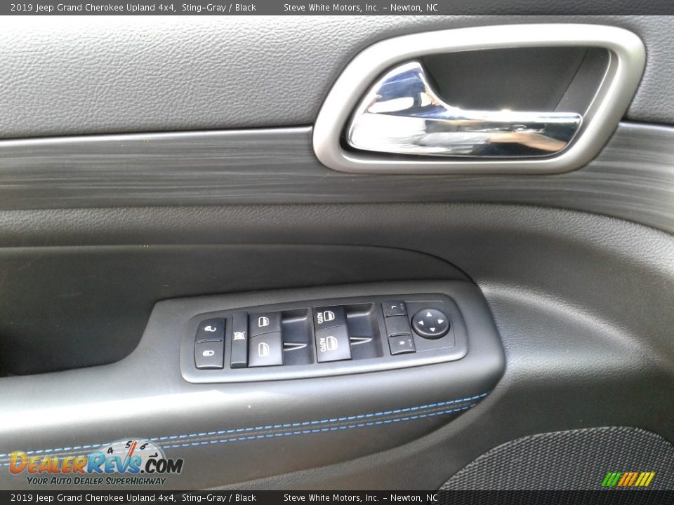 2019 Jeep Grand Cherokee Upland 4x4 Sting-Gray / Black Photo #9