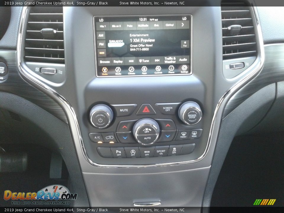 2019 Jeep Grand Cherokee Upland 4x4 Sting-Gray / Black Photo #22