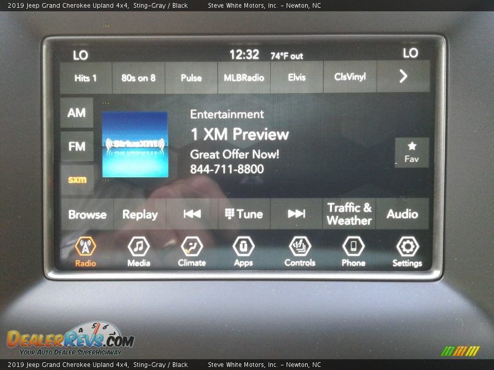 2019 Jeep Grand Cherokee Upland 4x4 Sting-Gray / Black Photo #23