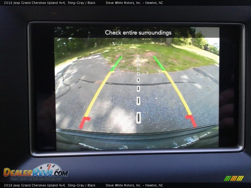 2019 Jeep Grand Cherokee Upland 4x4 Sting-Gray / Black Photo #24